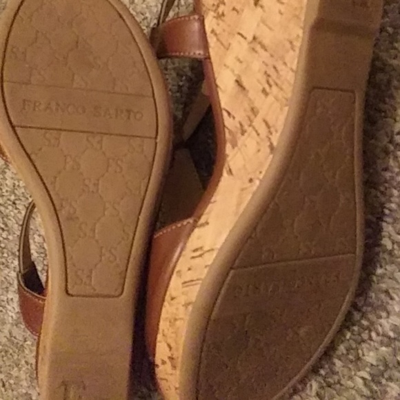 Shoes - Picture 2 of 4